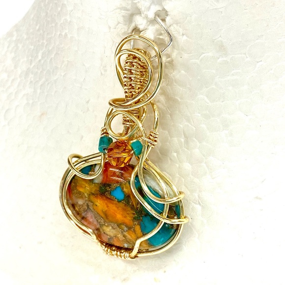 HANDMADE Spiny Oyster Turquoise  Hand Wrapped Gold Plate Statement Pendant - Picture 4 of 10